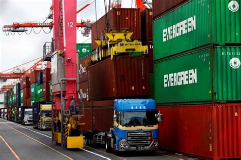 Sharp Japan GDP downgrade possible, affecting monetary policy, analy.